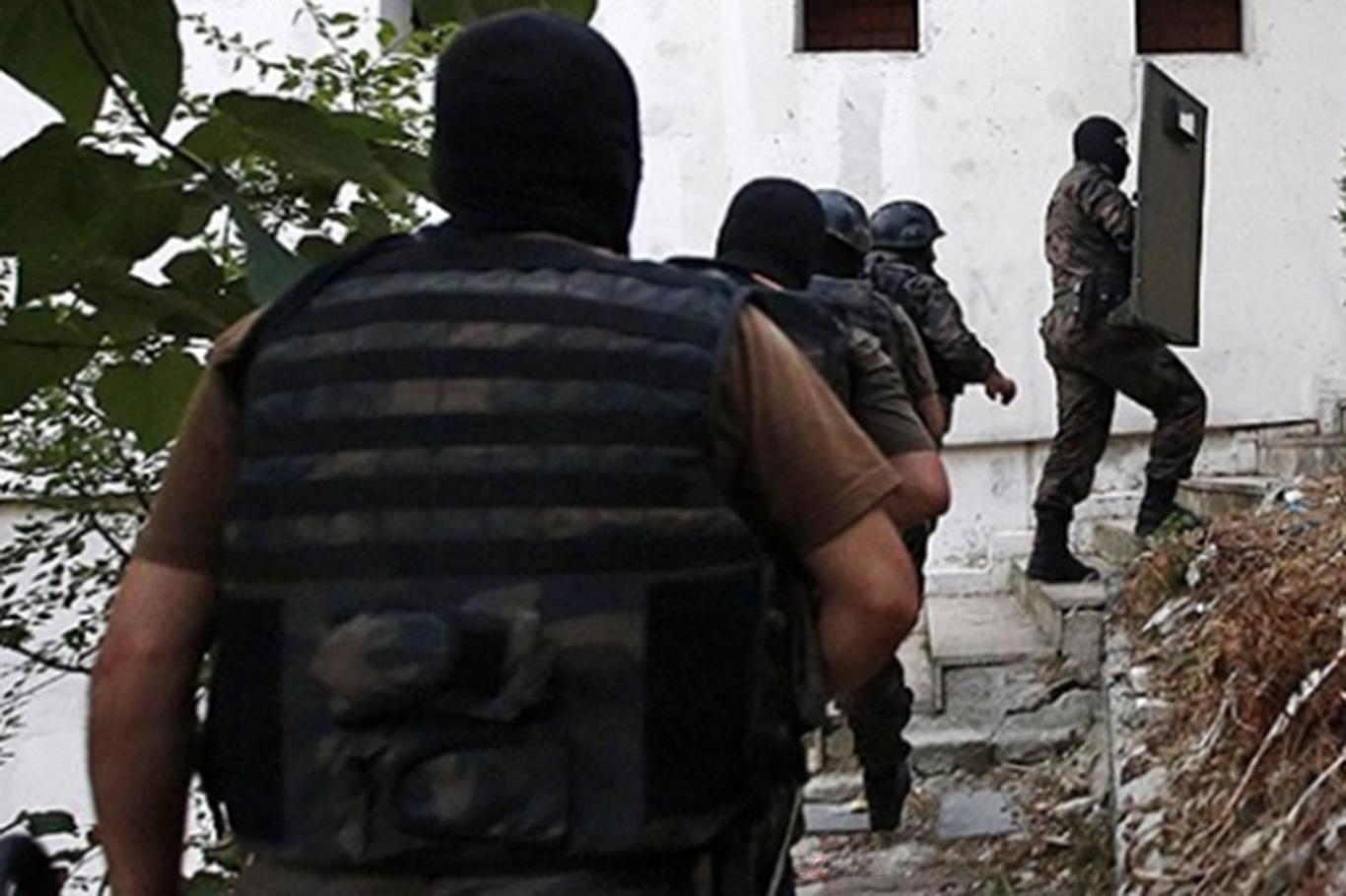 Bitlis'te 4 PKK'li gözaltına alındı